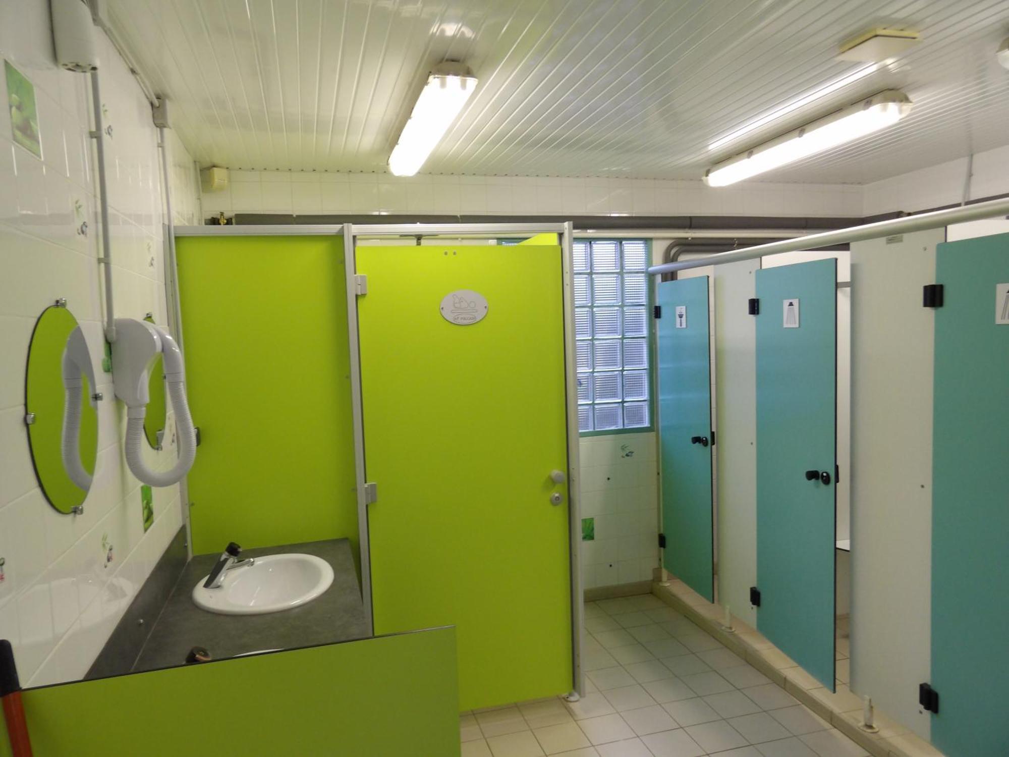 Camping Smile & Braudieres Mezieres-sous-Lavardin Exterior foto