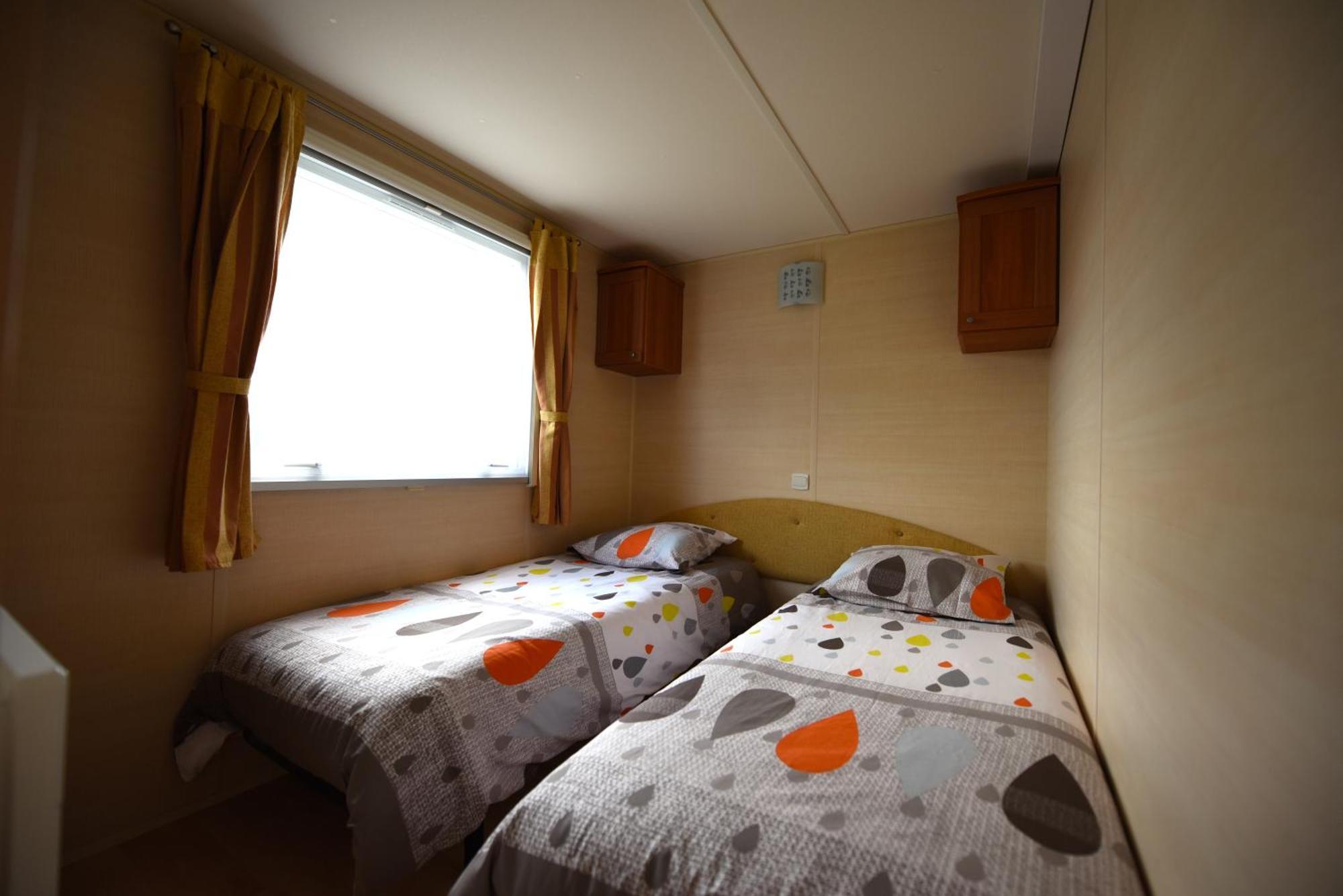 Camping Smile & Braudieres Mezieres-sous-Lavardin Quarto foto
