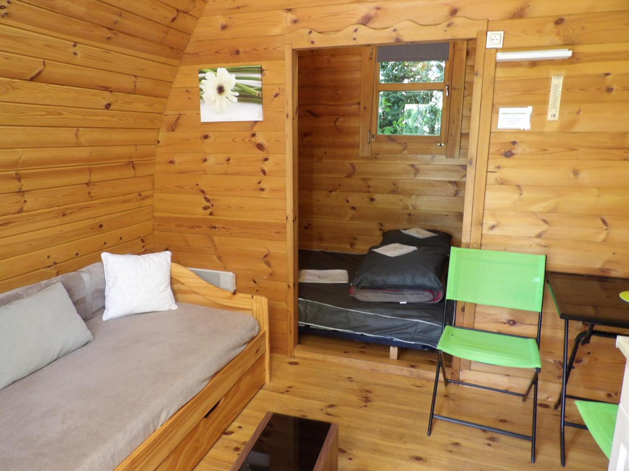 Camping Smile & Braudieres Mezieres-sous-Lavardin Exterior foto
