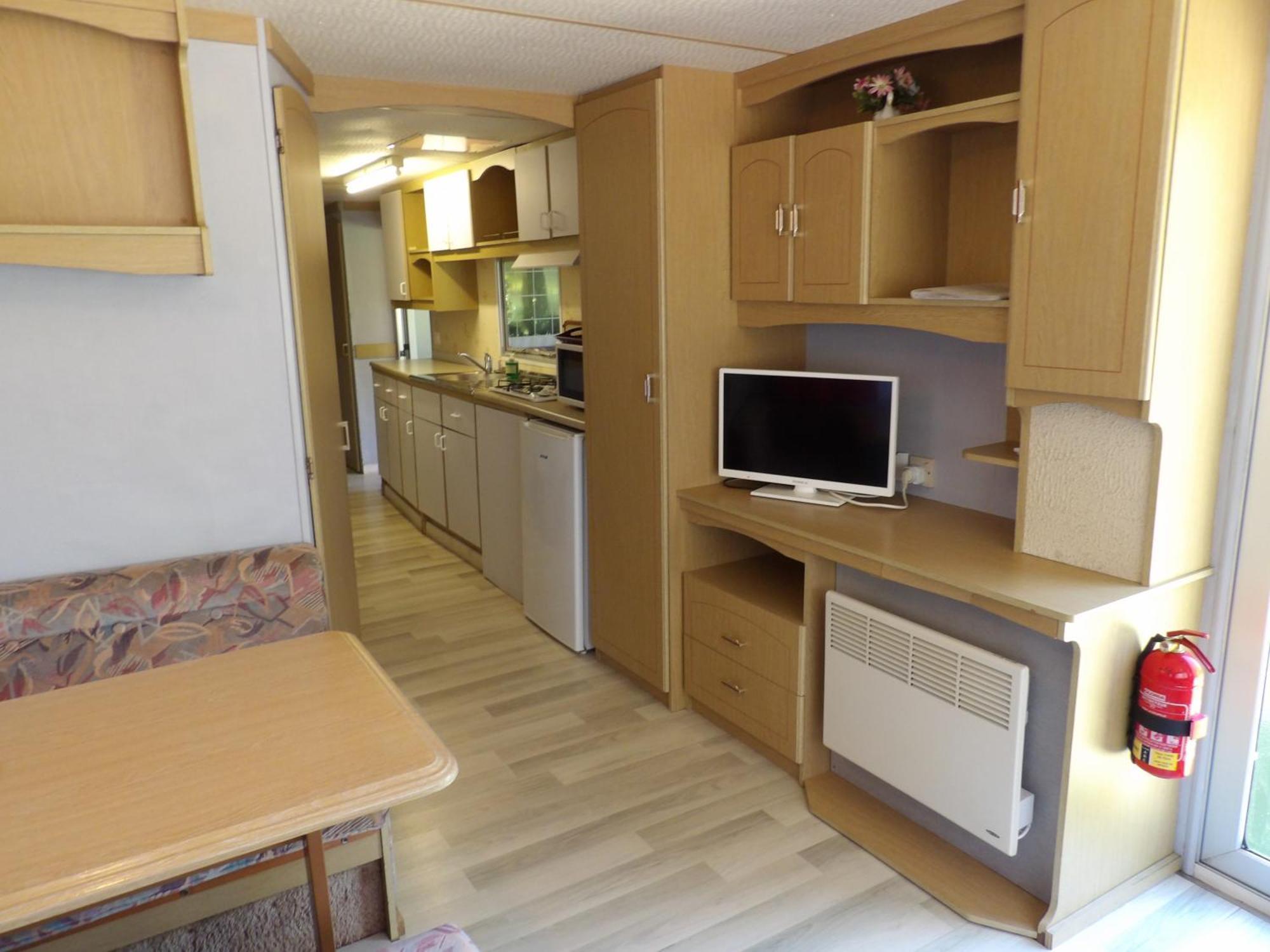 Camping Smile & Braudieres Mezieres-sous-Lavardin Exterior foto