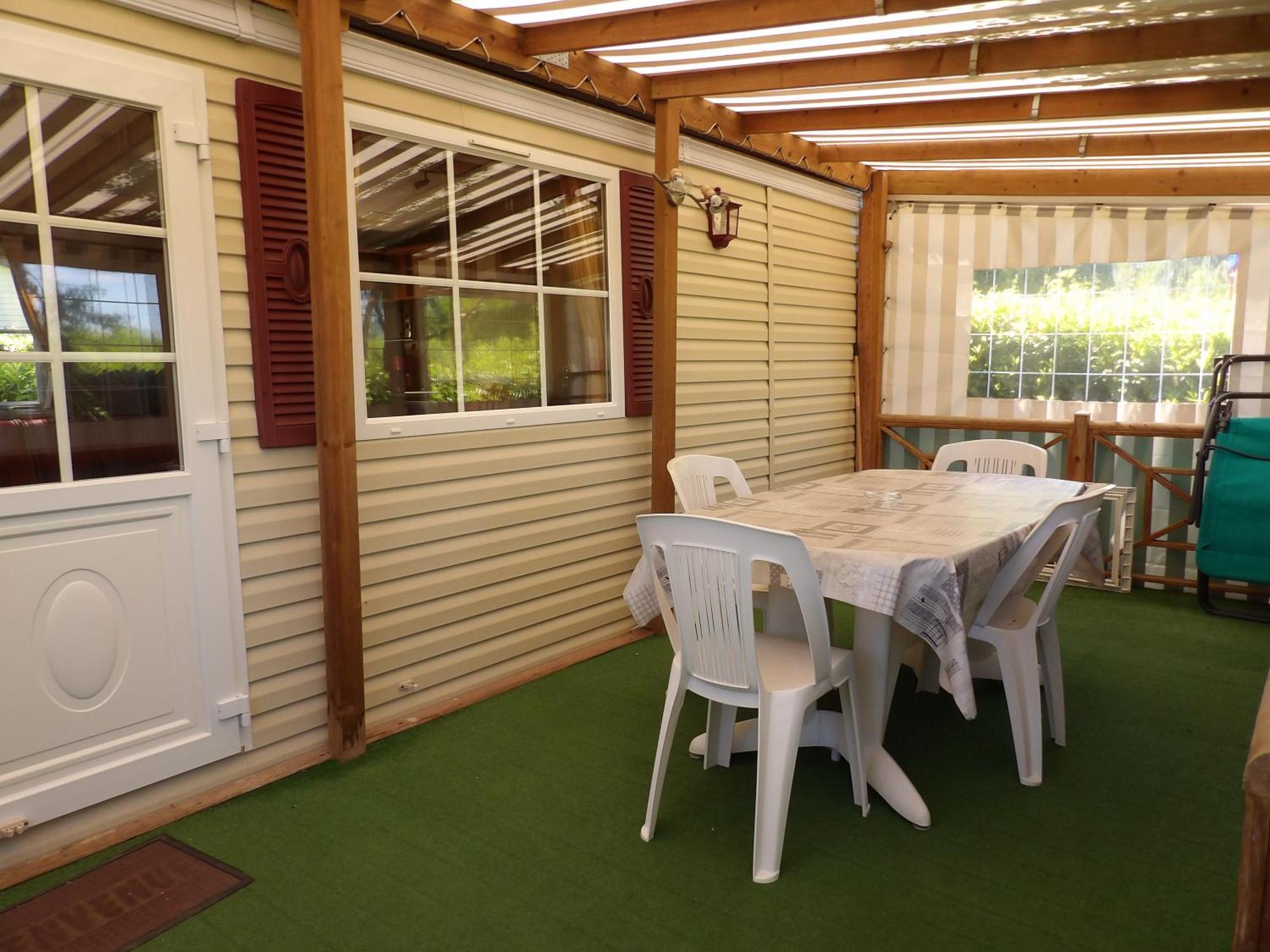 Camping Smile & Braudieres Mezieres-sous-Lavardin Exterior foto