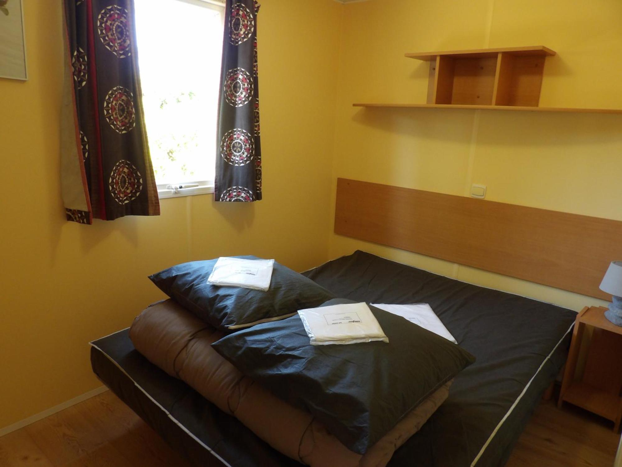 Camping Smile & Braudieres Mezieres-sous-Lavardin Exterior foto